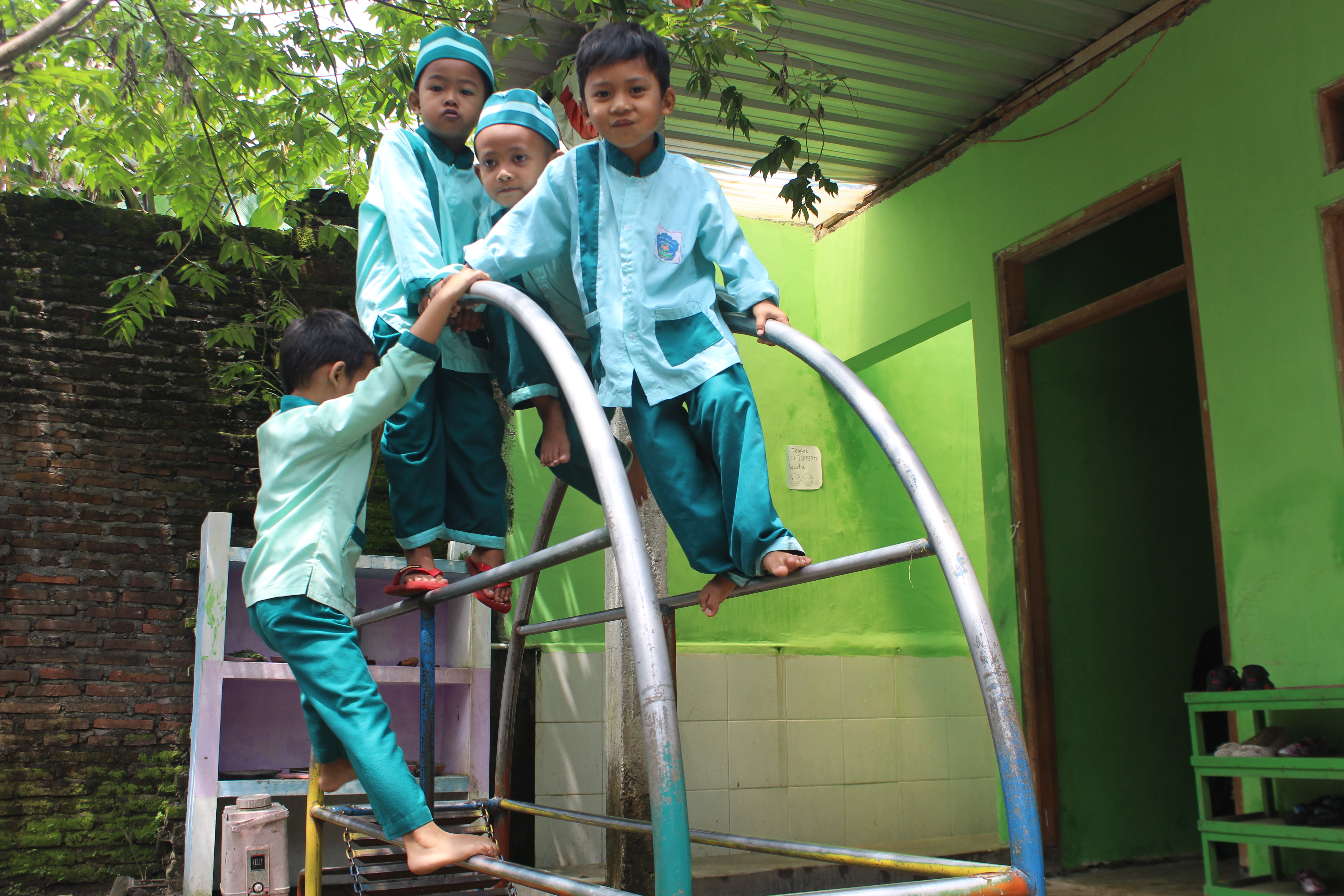 Tak Ada Kedewasaan yang Instan