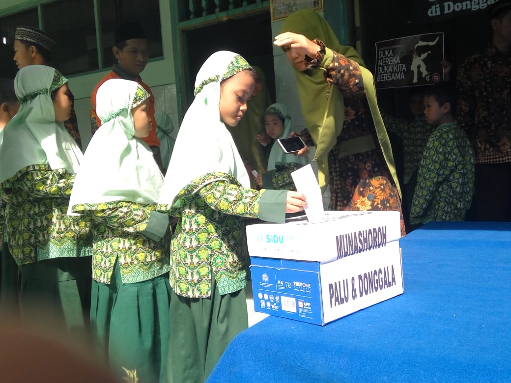 SDIT Nur Hidayah Galang Dana untuk Palu