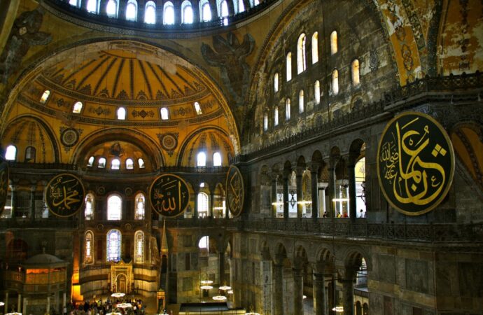 Warisan Arsitektur Islam di Nusantara