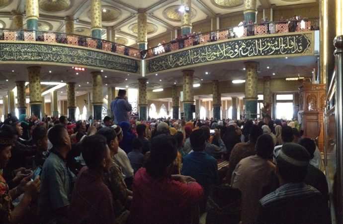 Tablig Akbar Oki Setiana Dewi di Masjid Al-Aqsha Klaten, Mengajak Perempuan Menjadi “Wanita Surga, Bidadari Dunia”