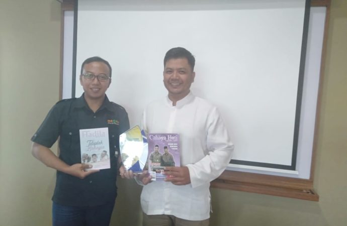 Jajaran Redaksi Majalah MTA Silaturahmi ke Redaksi Hadila