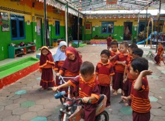 Anak Masuk SD, Usia Berapa yang Tepat?