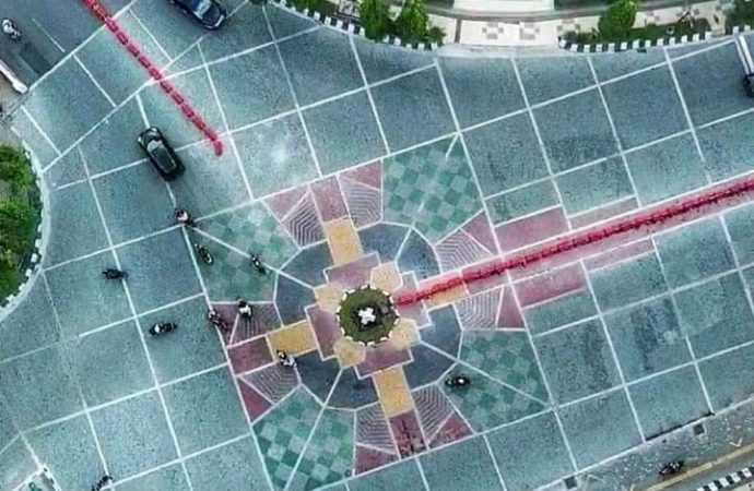 Warga Memprotes Motif Batu Andesit yang Dianggap Mirip Simbol Salib