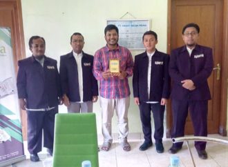 Tim Redaksi Majalah Syamil Ponpes Al Mukmin Ngruki Kunjungi Hadila