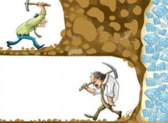 Jangan Menyerah Pada Keadaan, Barangkali Selangkah Lagi Anda Akan Menemukan Keberhasilan