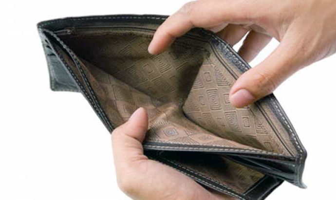 Suami Pelit Pada Istri? Ini Cara Menghadapinya!