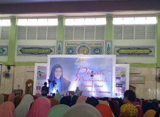 Membedah Peran Muslimah di Zaman Fitnah Bersama Oki Setiana Dewi