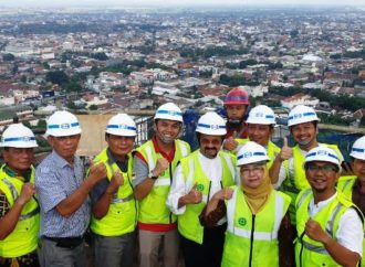 Menara Utama Masjid Taman Sriwedari Topping Off, Warga Diajak Ikut Serta Danai Pembangunan