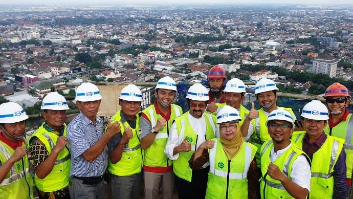 Menara Utama Masjid Taman Sriwedari Topping Off, Warga Diajak Ikut Serta Danai Pembangunan