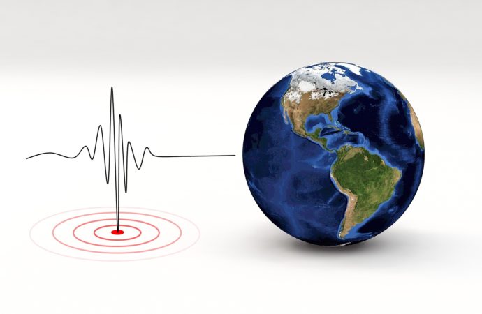 Breaking News: Gempa 6,9 SR Guncang Sulawesi Tengah