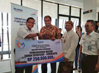 PT KAI Bantu Rp 250 Juta, Bank Mandiri Rp 60 Juta untuk Pembangunan MTSS
