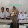 Peringati HGN, Siswa SDIT Nur Hidayah Beri Hadiah Kejutan buat Para Guru