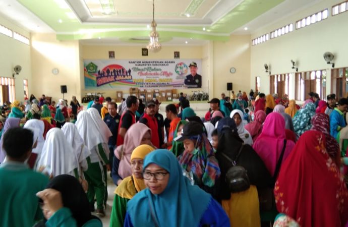 HAB ke-74, Kemenag Sukoharjo Adakan Jalan Sehat