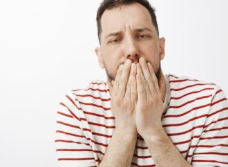 Atasi Bau Mulut dengan Akar Wangi