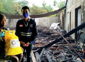 Aksi SOLOPEDULI, Bantu Korban Kebakaran dan Salurkan Beasiswa