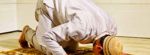 4 Konsekuensi Iman Kepada Allah Ta’ala