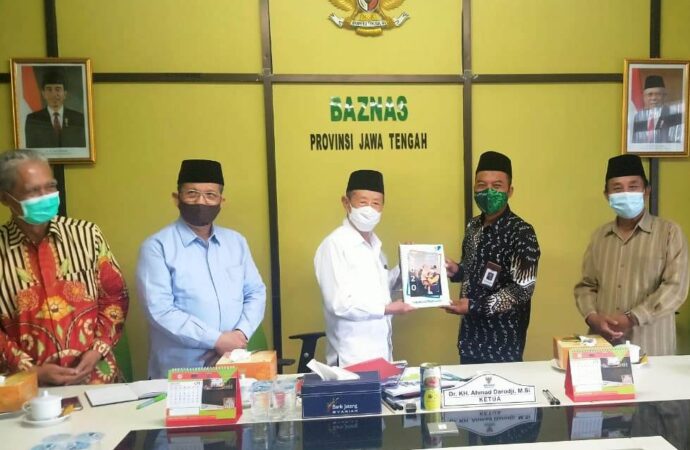 Laporan Akhir Tahun 2020 ke Baznas, 400.000 Dhuafa Terima Manfaat Dana SOLOPEDULI