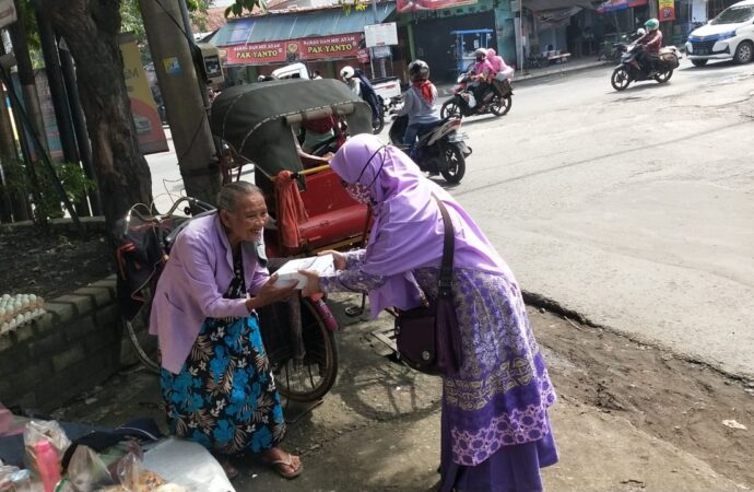 Milad ke-21, Salimah Bagikan Bingkisan Senilai Rp1 Miliar Lebih