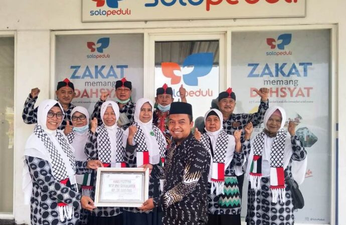 MTP IPHI Solo Serahkan Dana Rp 28Juta untuk Palestina Lewat SOLOPEDULI