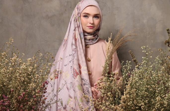 Scarfola: Unggulkan Motif Batik Berkonsep Trendi