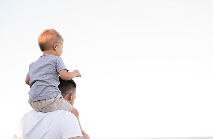 Jenis Pola Asuh Orang Tua Kepada Anak yang Wajib Dipahami