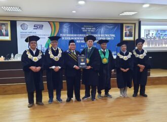 Jadi Doktor ke-5, Anis Teliti Soal Pendidikan Multikultural