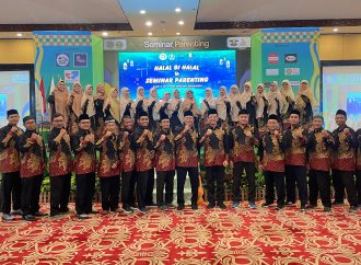 Usung Tema “Mau Dibawa ke Mana Anak Kita?”, PAUD IT dan SD IT Nur Hidayah Kolaborasi Gelar Seminar Parenting