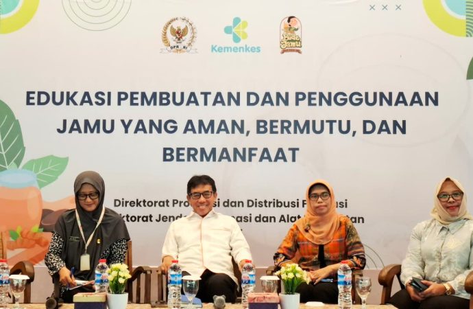 Ulik Kekayaan Lokal, Ratusan Warga Jawa Tengah Beredukasi Pembuatan dan Penggunaan Jamu