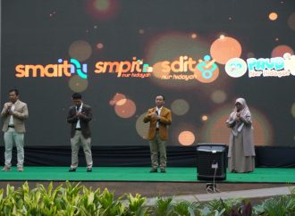 Silaturahmi dan Parenting Akbar SIT Nur Hidayah Hadirkan dr. Gamal Albinsaid dan Prof. Sukro Muhab