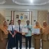 Aksi Solidaritas SMPN 9 Surakarta Titipkan Amanah Kemanusiaan kepada SOLOPEDULI untuk Penyintas Gempa NTT